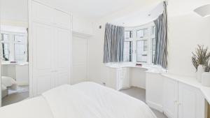 Charming Notting Hill Portobello Home