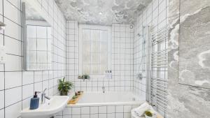 Charming Notting Hill Portobello Home