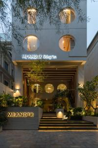 MEANDER Saigon