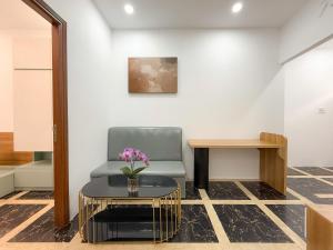 Modern Fully Furnished Apartment in Middle of District 1