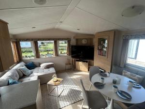 Ferienhäuschen Nr 80 am Kanal Ferienpark de Watersnip