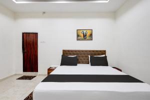 SPOT ON Hotel Lavish Inn