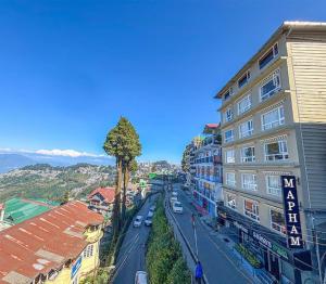 Rare Himalayas Mapham