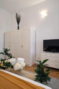 Republicii Old Town Residence