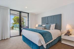 8 The Esplanade, Surfers Paradise QLD 4217, Australia.