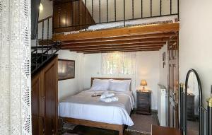 1 Bedroom Amazing Apartment In Nafpaktos