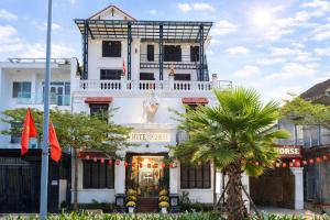 White Horse Homestay