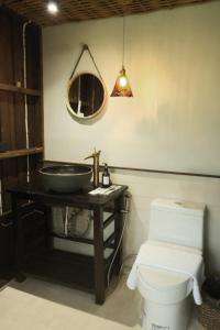 Kalm Cabin Phuket Farmstay