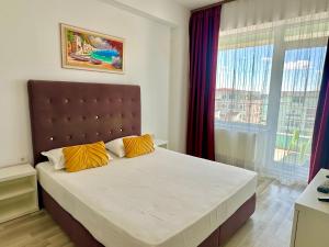 Acqua Santa 66 Summerland Apartments