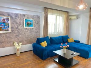 Acqua Santa 32 Summerland Apartment