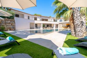 Magnifique villa, vue mer, piscine chauffée, 8pers