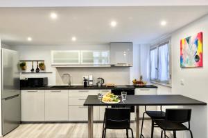 Central Suites Aegina 1
