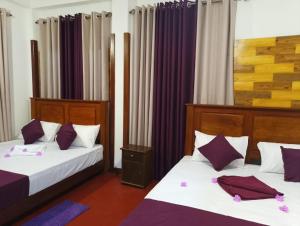 Shello Lodge