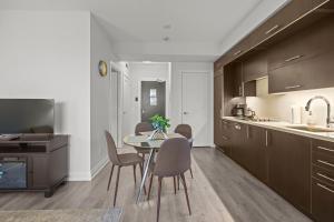 The Best Location 1 Bedroom Condo in the Heart of Downtown Toronto