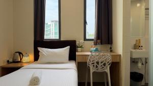 Aura Hotel Mackenzie