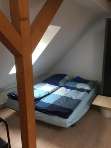 Gemütliche Dachwohnung nahe Kreuzberg