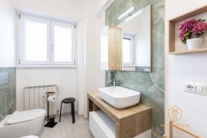 Pineta Maris - 5 min Sea, 8 pax, 2 Terrace, 2 Bath, A-C
