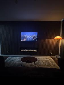 Timeless Spacious 1bedroom Duplex apartment with balcony in Shoreditch