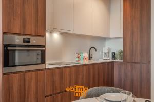 Sunny Corner 0001