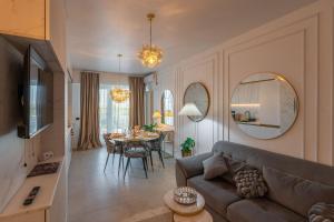 Glam Apartment in Odyssey Spa Pools and Parking Resort