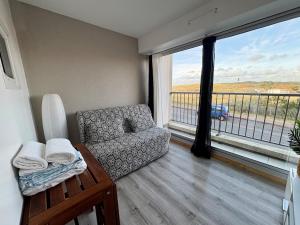 Sable - T2 avec 1 Chambre 1 Salle de Bain 1 Canapé-Lit et Balcon