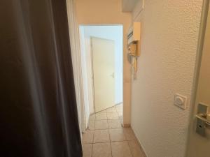 Sable - T2 avec 1 Chambre 1 Salle de Bain 1 Canapé-Lit et Balcon