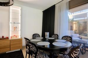 HORIZON Riviera Apartment by Anastassiadis Hospitality