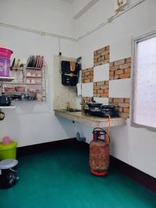 Sunrise Homestay - 1 BHK - Jalukbari