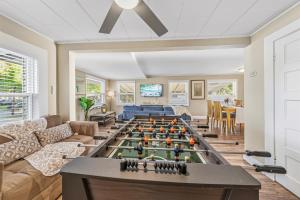 Cozy 3BR Clearwater Home w Private Pool & Backyard Oasis