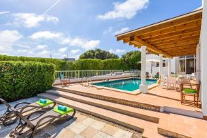 Villa Las Rosas by Villa Plus
