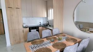 Saranda Sky - modern and comfortable apartment, WiFi