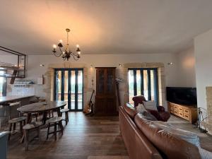 Pantazi Beach Villa 5min Walk to Beach