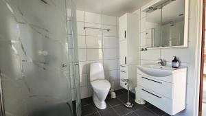 Villa with sea plot, pier and boathouse in Edshult SE09172