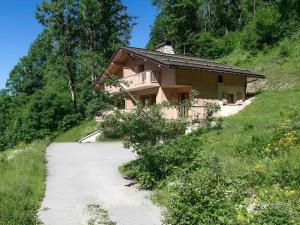 Demi-chalet moderne, 3***, animaux admis, garage, proche télécabines - FR-1-304-2