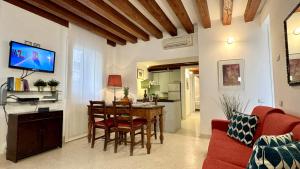 Cimarosa Canal View - Historical Center