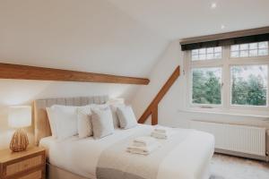 Cedar Retreat - Peaceful Coastal Hideaway