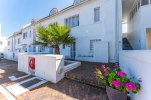 Beachside 2 Bedroom Apartment in St Francis Bay