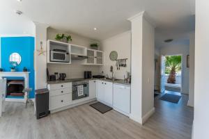 Beachside 2 Bedroom Apartment in St Francis Bay