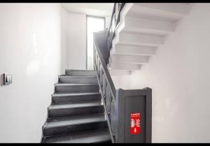 Modern Sea View Escape I Poolside Luxury Villa