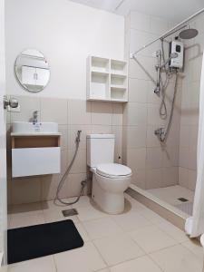 Studio unit near shangrila and Shaw