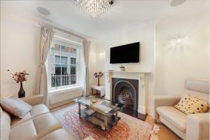 The Gillingham Collection