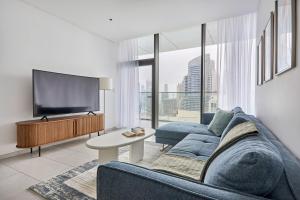 Frank Porter - Marquise Square Tower