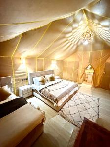 Merzouga Ultra Luxury Camp