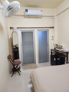 Sabai Sabai Room 3