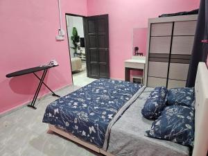 Umar Pantai Irama Homestay