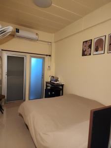 Sabai Sabai Room 3
