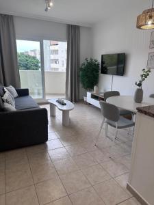VIVE BENAL BEACH 3524 Apartamento con vistas al parque acuático