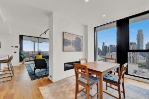 Stylish 2BDR Penthouse with City Views