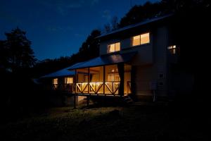 asagiri retreat 2023年フルリノベーション 木の美しいデザイン