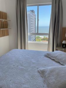 Apê no 12º com vista maravilhosa da praia!